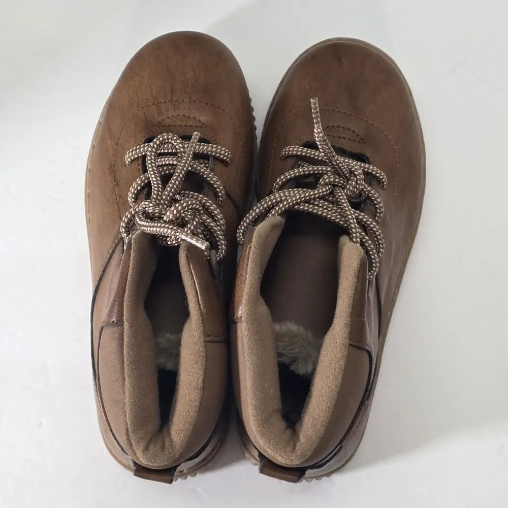 OshKosh B'gosh Kids Size 3 Brown Haskell-OY Ankle Boots Faux Fur Lace Up Winter